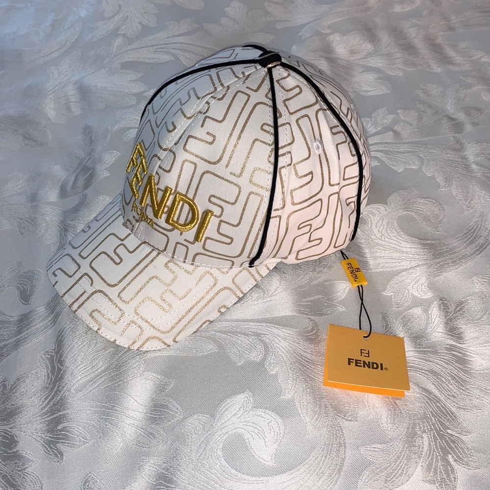 Designer hat - Picture 2 of 2